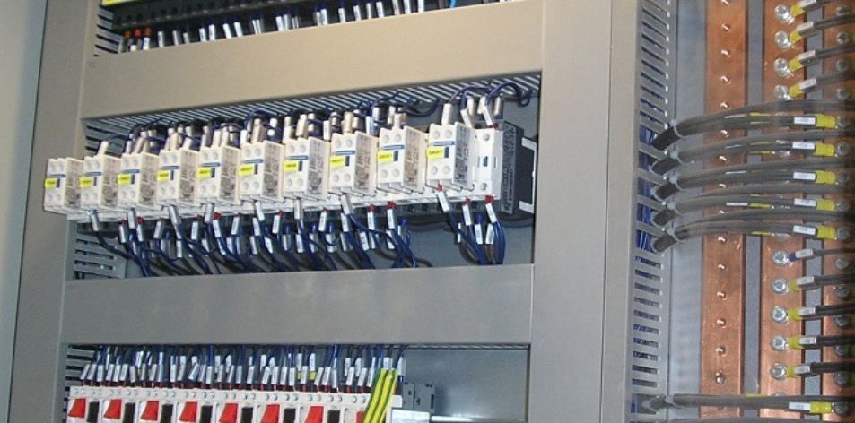 Fabricación e instalación de cuadros